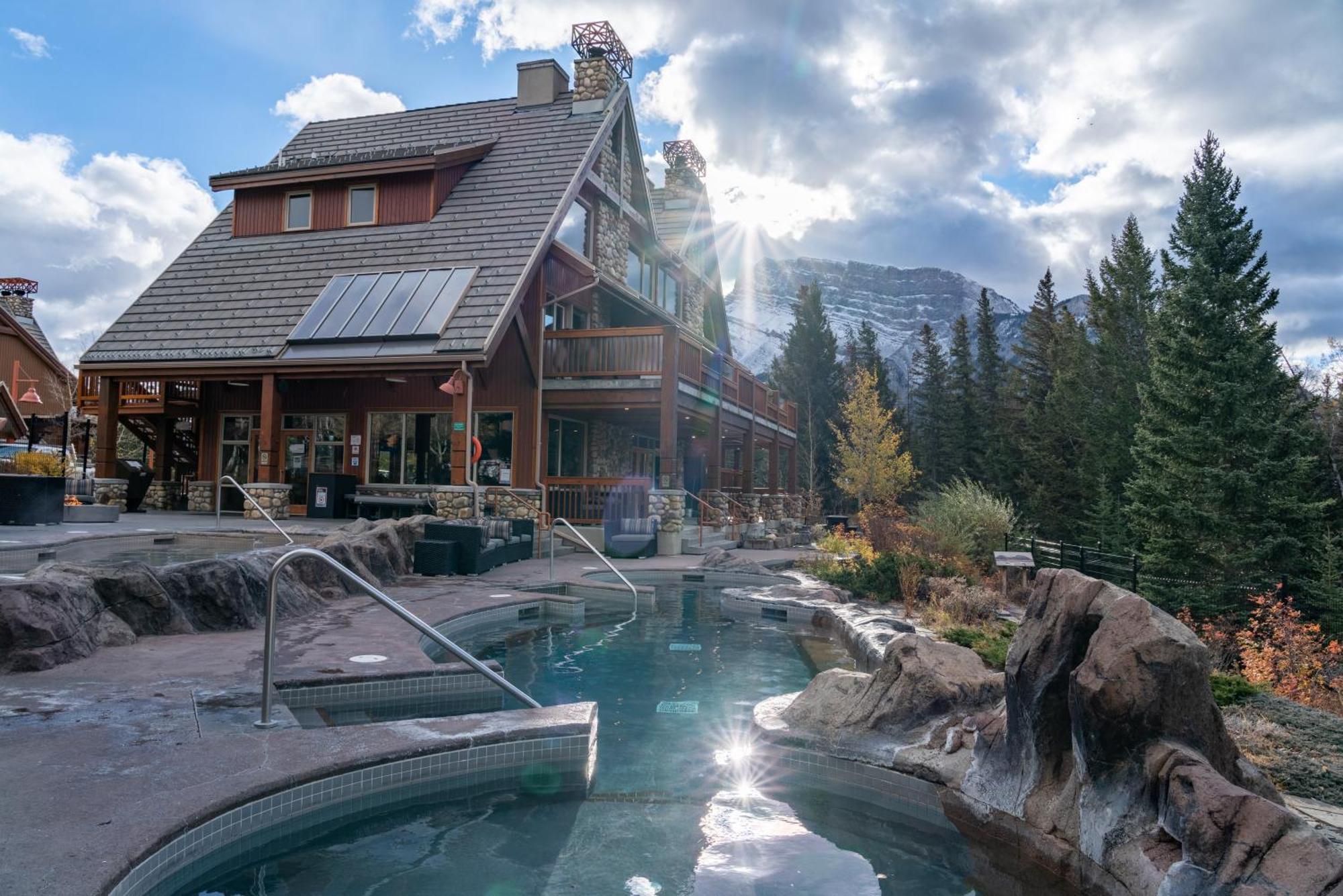 The Hidden Ridge Resort Banff Exterior foto